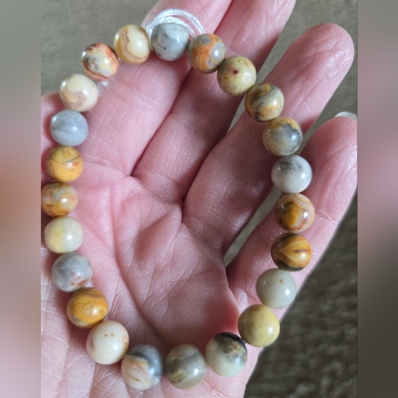 8mm Crazy Lace Agate Bracelet - Picture 7 of 8